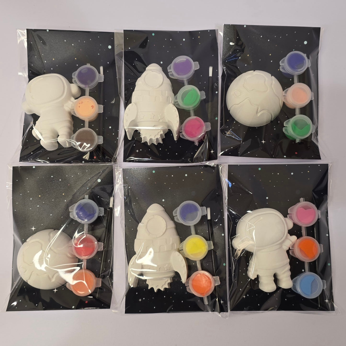 Astronaut & Rocket Space DIY Painting Kit – Kids Craft Set with Plaster Figures, Paint & Brush