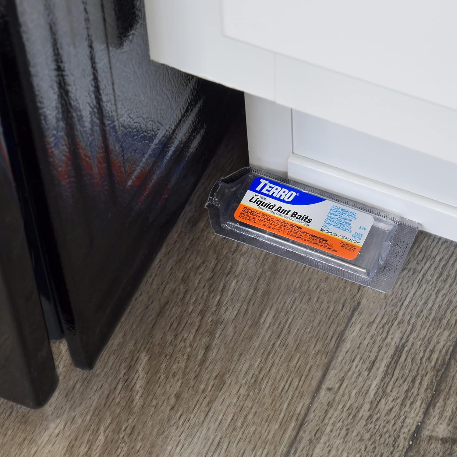 Ant Killer Bait Stations T300B - Liquid Bait to Eliminate Ants - Bait System - 12 Count Stations for Effective Indoor Ant Control