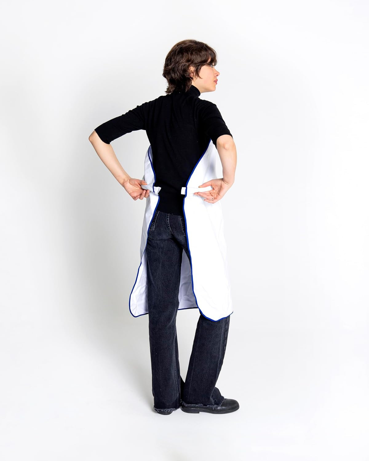 ONE TOUCH APRON PRO with POCKET - Strapless Apron – No Shoulder Strain, White and Blue Kitchen Apron without Ties - Waterproof Apron - Japan Brand