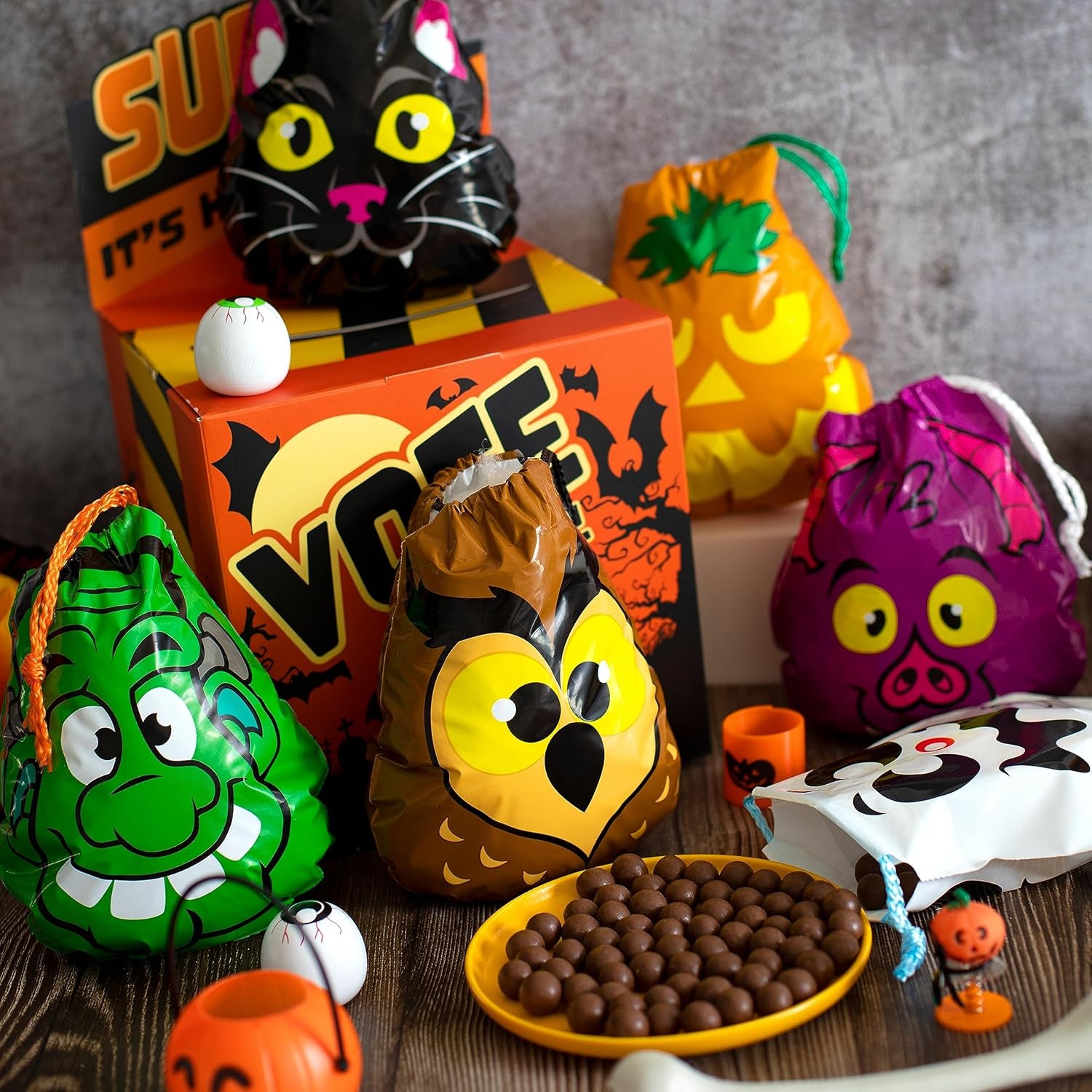 72PCS Halloween Drawstring Goody Bags, Halloween Treats Bags, Trick or Treat Bag, Goodie Candy Gift Bag Bulk for Kids Trick or Treating, Party Favors Supplies, 12 Designs Classroom Gifts Prizes